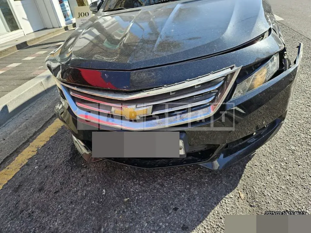 Photo 2 of 8: 2016 Chevrolet Impala 2.5 — Korean insurance auction