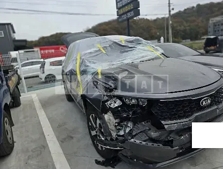 Photo 2 of 7: 2021 Kia Sorento — Korean insurance auction