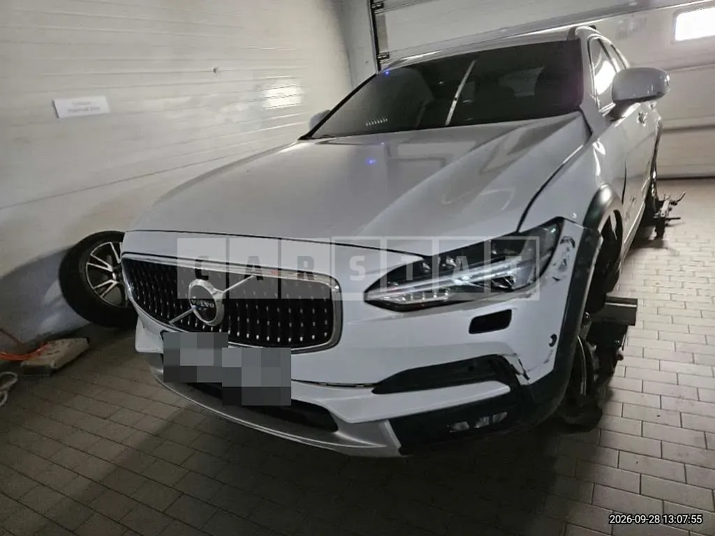 Photo 2 of 20: 2020 Volvo V90CCT5 AWD — Korean insurance auction
