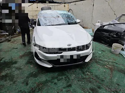 Photo 1 of 13: 2020 Kia K5 2.0 — Korean insurance auction