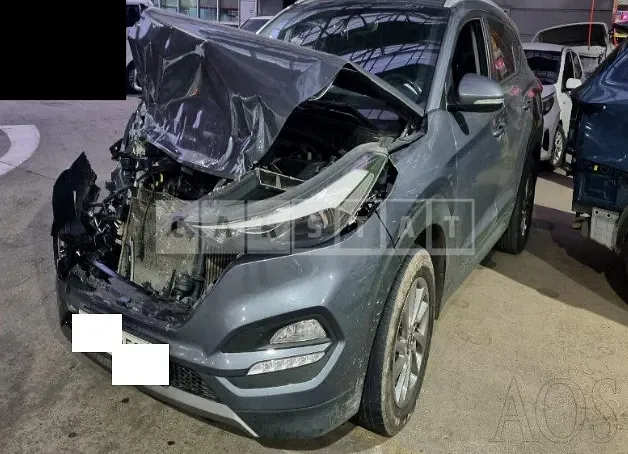 Photo 2 of 18: 2016 Hyundai Tucson, VIN KMHJ381ABGU173111 — Korean insurance auction