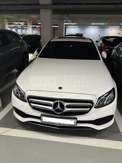 2018 Mercedes-Benz E200