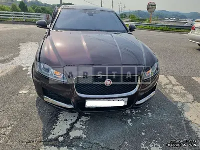 Photo 1 of 13: 2017 Jaguar XF 20d, VIN SAJBB4BN0HCY38799 — Korean insurance auction