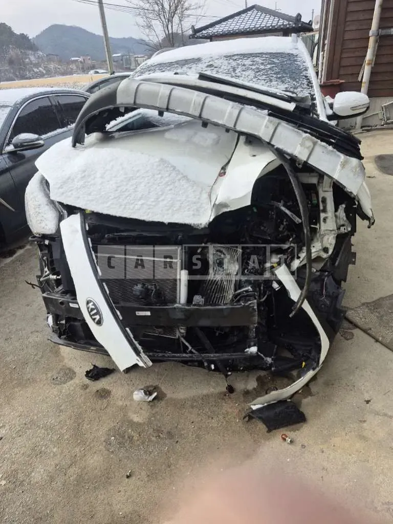 Photo 2 of 5: 2017 Kia Sportage — Korean insurance auction