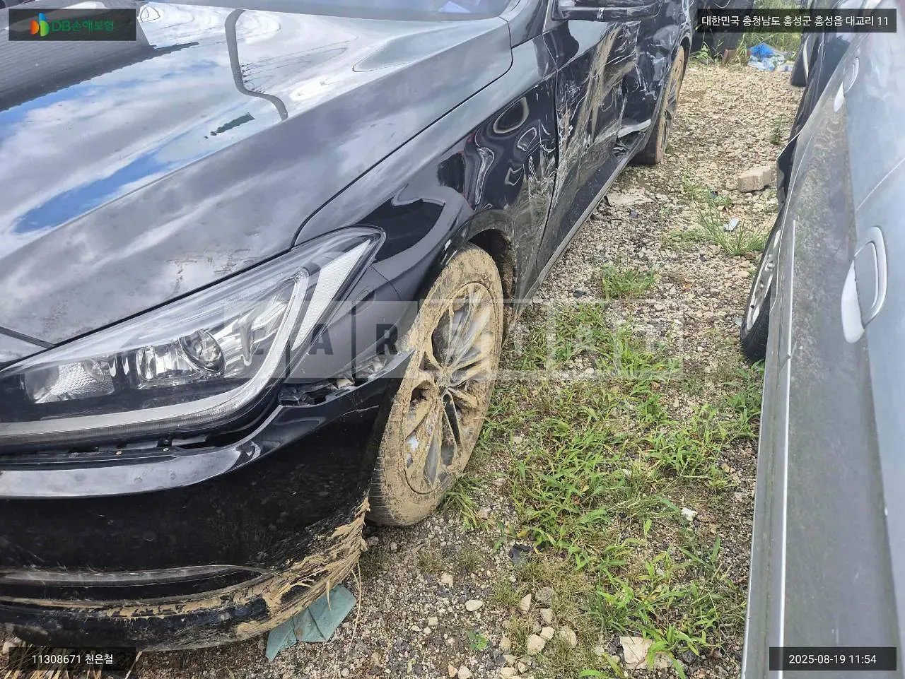 Photo 2 of 15: 2015 Hyundai Genesis, VIN KMHGL41DDGU128975 — Korean insurance auction