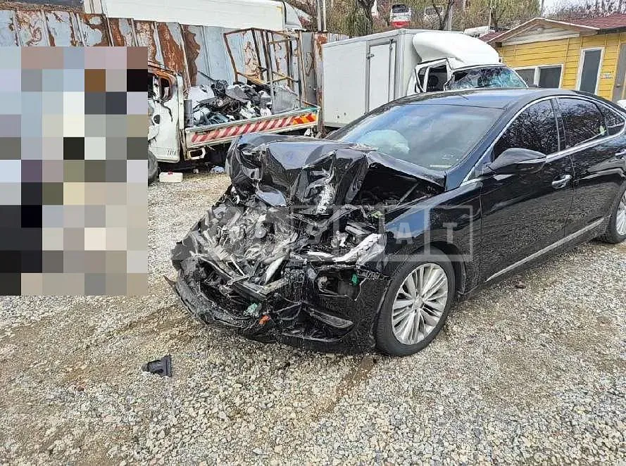 Photo 2 of 10: 2015 Jaguar Aslan — Korean insurance auction