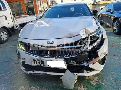 Photo 1 of 19: 2018 Kia K5, VIN KNAGS416BKA304973 — Korean insurance auction