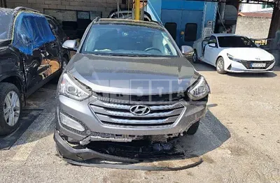 Photo 1 of 13: 2015 Hyundai Santa Fe, VIN KMHSW81UDFU466089 — Korean insurance auction