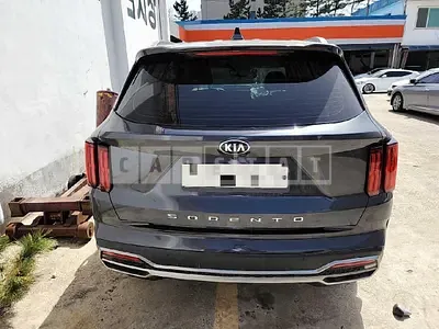 Photo 1 of 8: 2020 Kia Sorento 2.2, VIN KNARH81BGMA056349 — Korean insurance auction