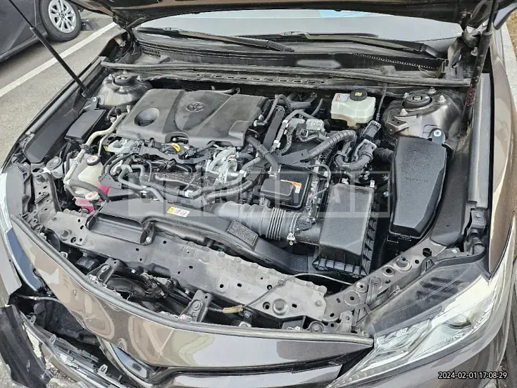 Photo 2 of 22: 2018 Toyota Camry Hybrid, VIN JTNB21HK6K3018613 — Korean insurance auction