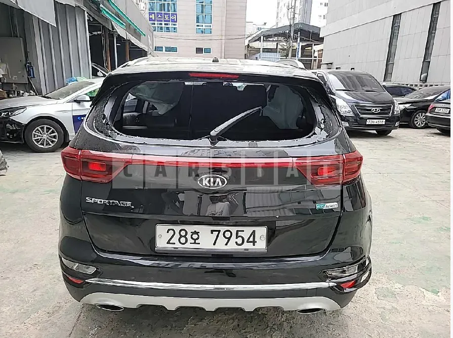 Photo 2 of 13: 2019 Kia Sportage (2WD), VIN KNAPN813BKK642726 — Korean insurance auction
