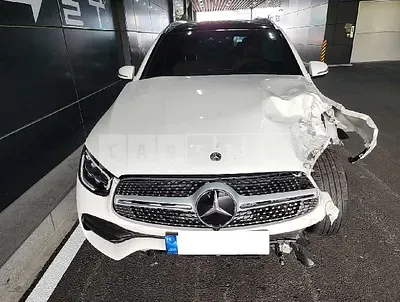 Photo 1 of 50: 2022 Mercedes-Benz GLC300 4Matic, VIN W1N0G8EBXNG113837 — Korean insurance auction