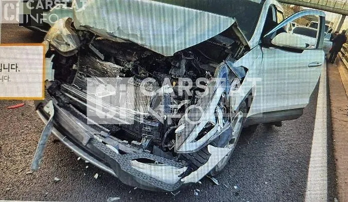 Photo 2 of 10: 2014 Hyundai Santa Fe 2.0 — Korean insurance auction