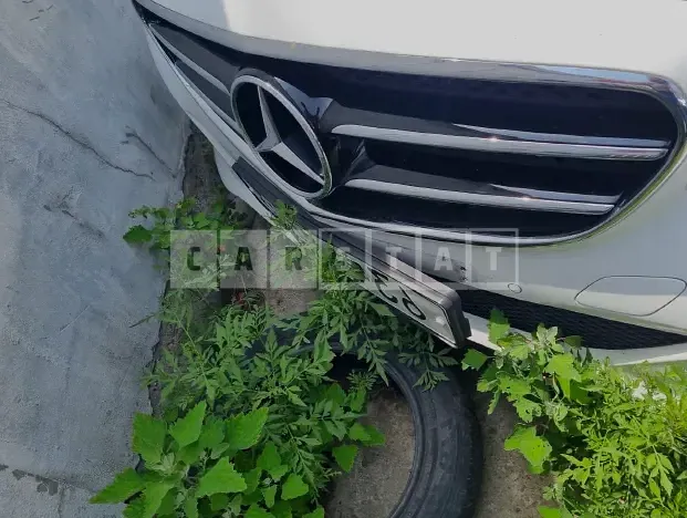 Photo 2 of 9: 2015 Mercedes-Benz E220 BlueTec, VIN WDDHF0AB3FB154058 — Korean insurance auction