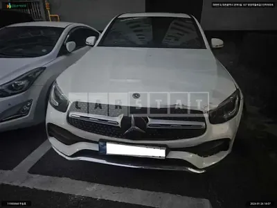 2021 Mercedes-Benz GLC300