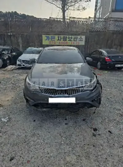Photo 1 of 10: 2020 Kia K5 — Korean insurance auction