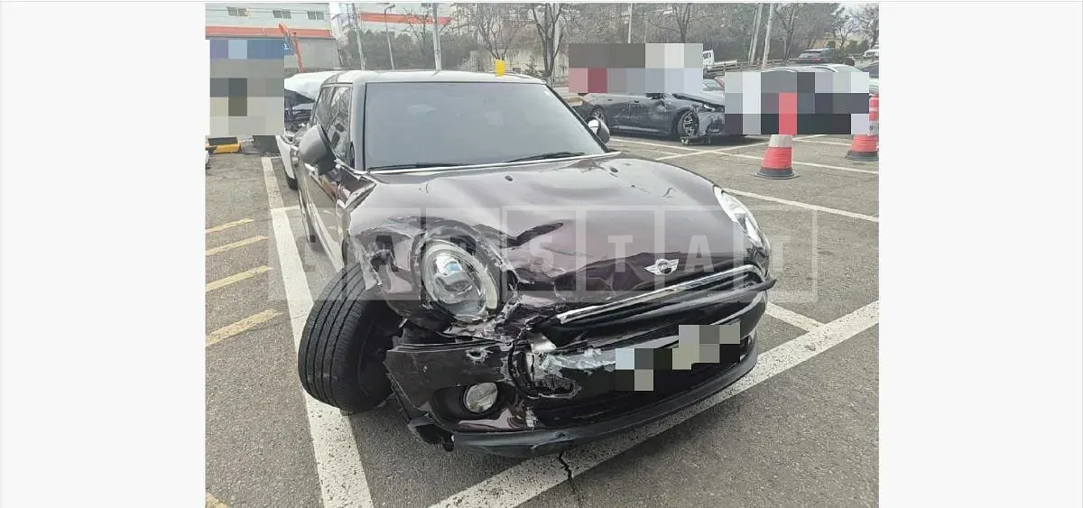 Photo 2 of 11: 2017 MINI Cooper D Clubman — Korean insurance auction