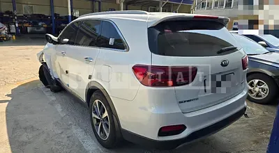 Photo 1 of 16: 2018 Kia Sorento, VIN KNAPG81ABKA479567 — Korean insurance auction
