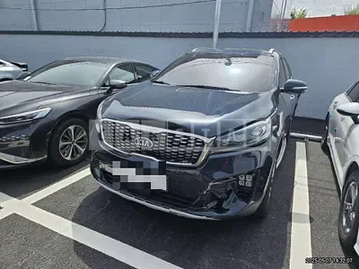 Photo 1 of 14: 2018 Kia Sorento 4WD — Korean insurance auction
