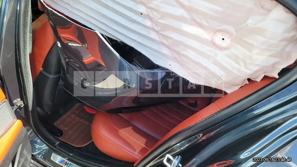 Photo 2 of 64: 2015 BMW M5, VIN WBSFV9107FD095116 — Korean insurance auction