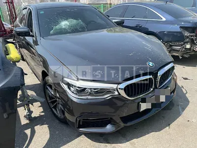 Photo 1 of 18: 2018 BMW 530i, VIN WBAJD3102JG970740 — Korean insurance auction