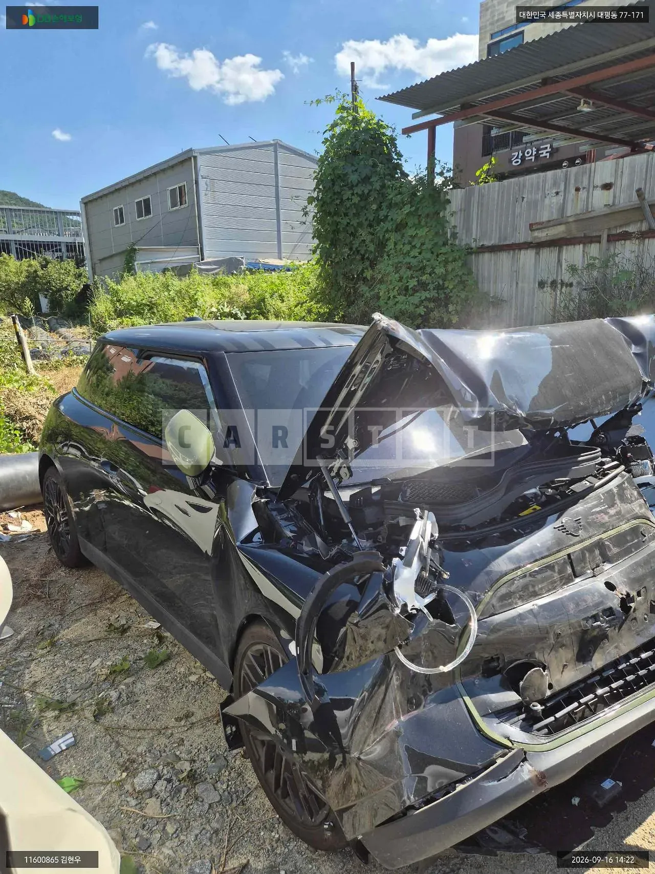 Photo 2 of 17: 2026 MINI Cooper Se, VIN WMW21GC00TTB57749 — Korean insurance auction