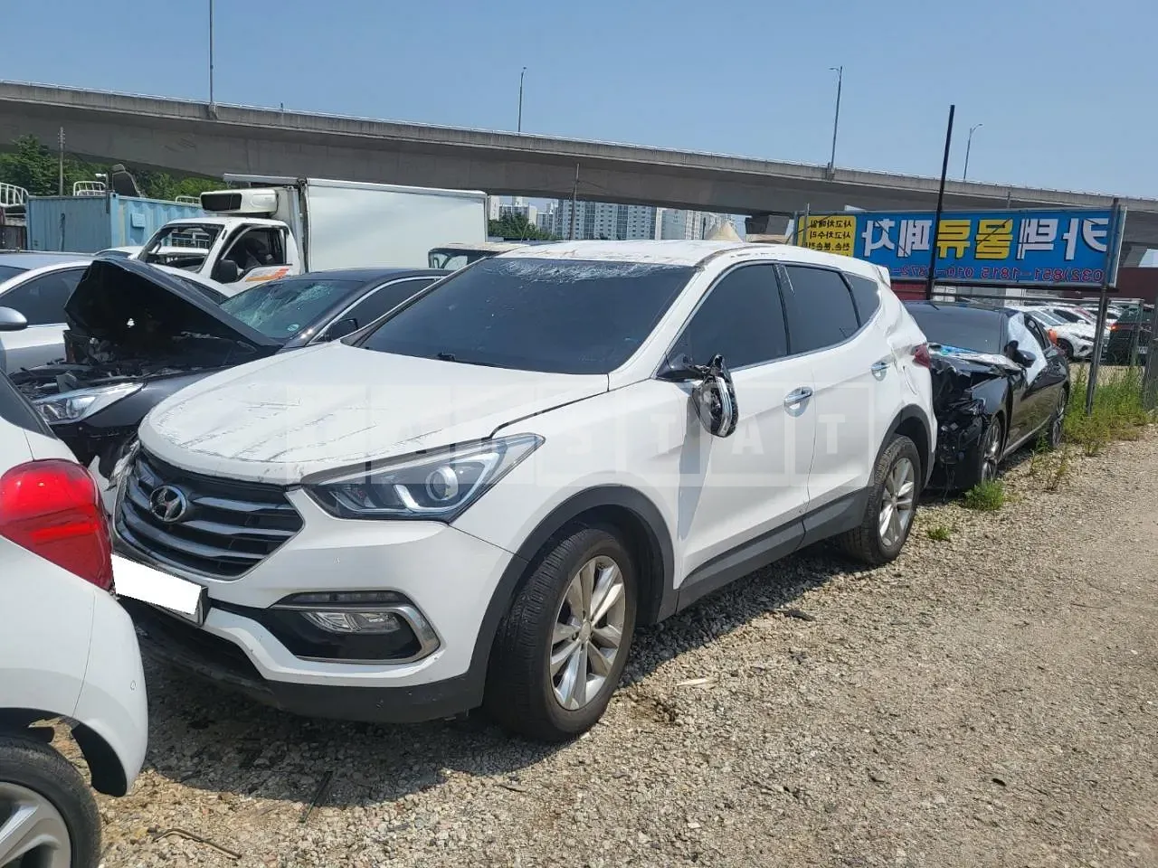 Photo 2 of 7: 2015 Hyundai Santa Fe, VIN KMHSU81UBGU586782 — Korean insurance auction