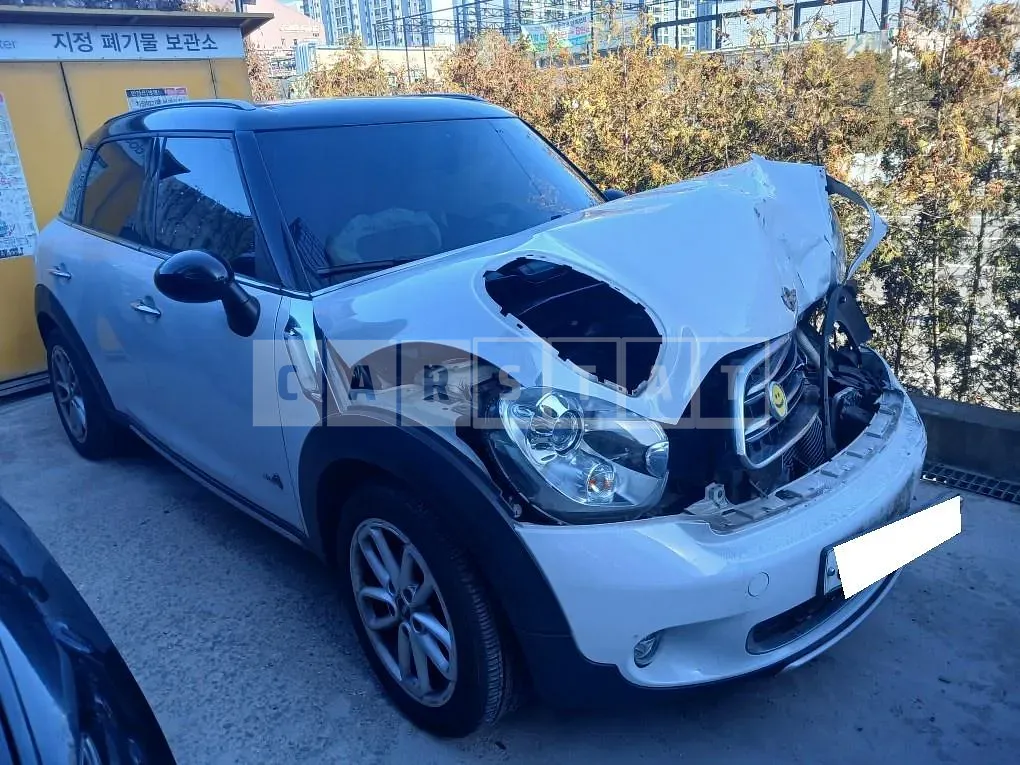 Photo 2 of 26: 2016 MINI Cooper D Countryman ALL4, VIN WMWXD5107GWU09793 — Korean insurance auction