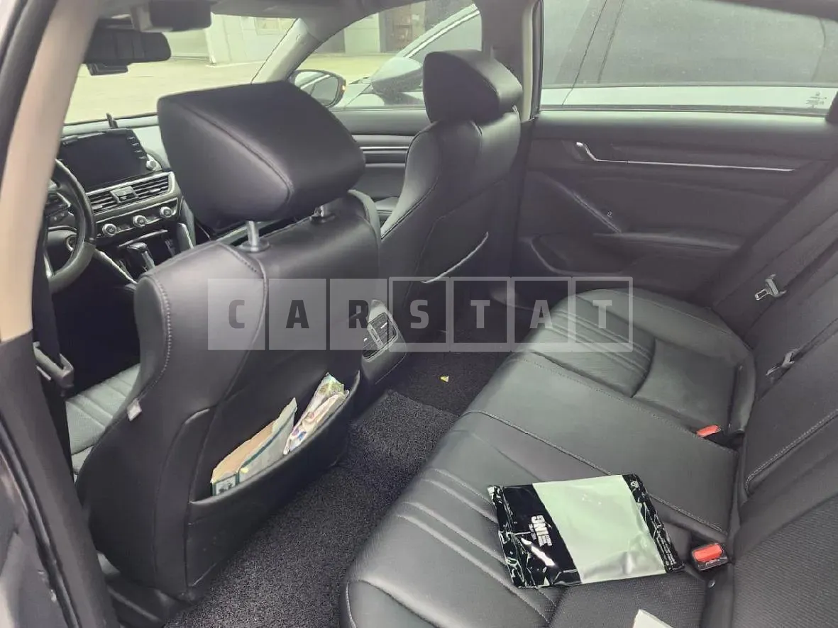 Photo 2 of 18: 2019 Honda Accord 1.5T — Korean insurance auction