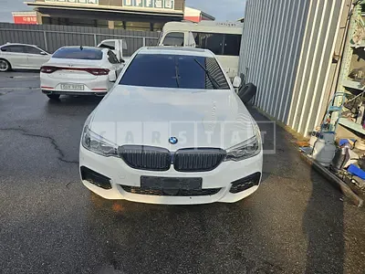Photo 1 of 16: 2018 BMW 530i xDrive, VIN WBAJD9107JWC82776 — Korean insurance auction
