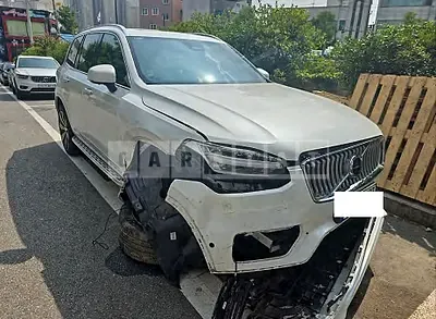 Photo 1 of 15: 2023 Volvo XC90B6 AWD — Korean insurance auction