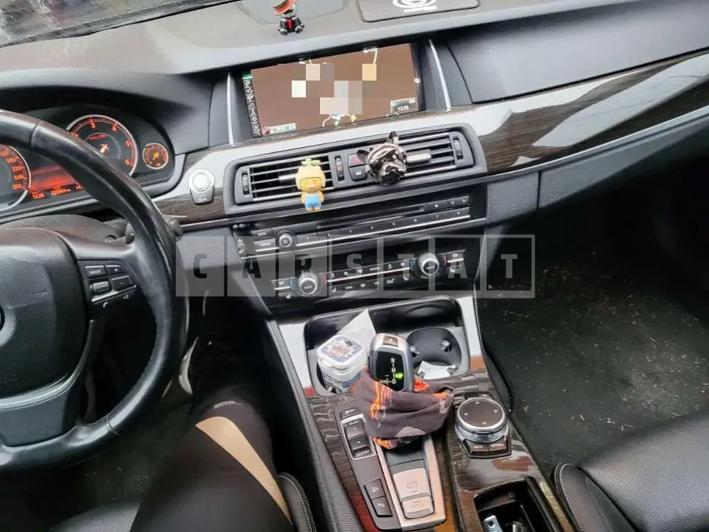 Photo 2 of 11: 2016 BMW 520d xDrive — Korean insurance auction