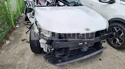 Photo 1 of 5: 2020 Kia K5, VIN KNAG541ABLA041758 — Korean insurance auction