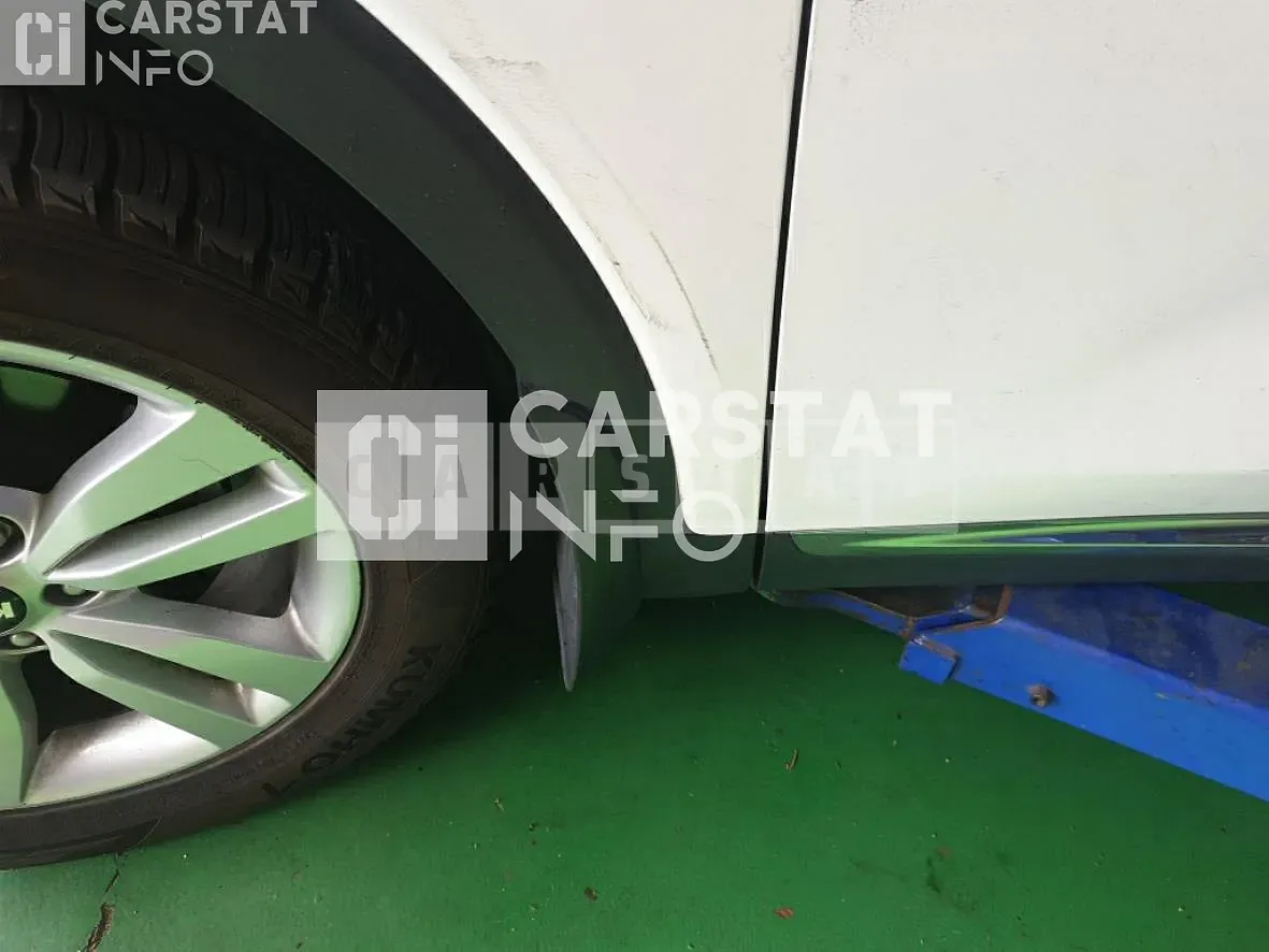 Photo 2 of 76: 2015 Kia Sorento, VIN KNAPS81ABFA096512 — Korean insurance auction