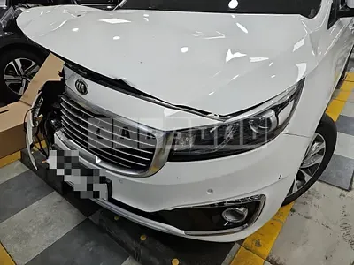 Photo 1 of 18: 2016 Kia Carnivals — Korean insurance auction