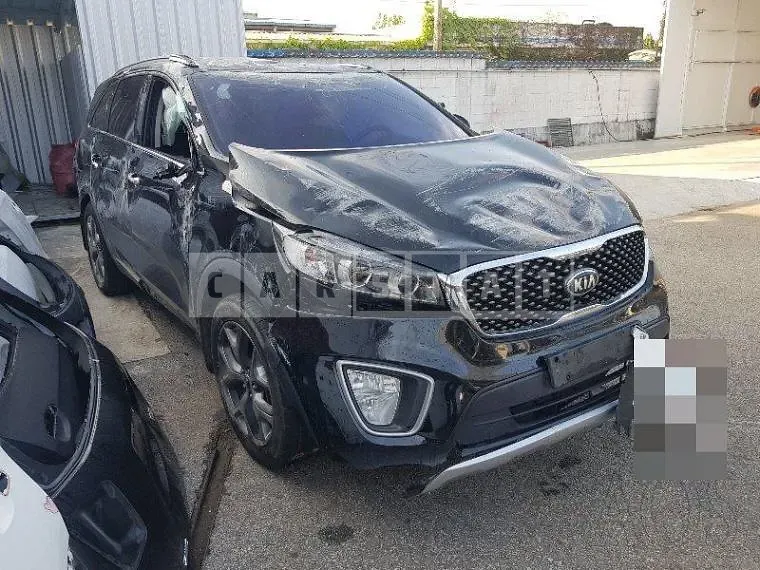 Photo 2 of 10: 2015 Kia Sorento 2.0, VIN KNAPS81ABFA093960 — Korean insurance auction