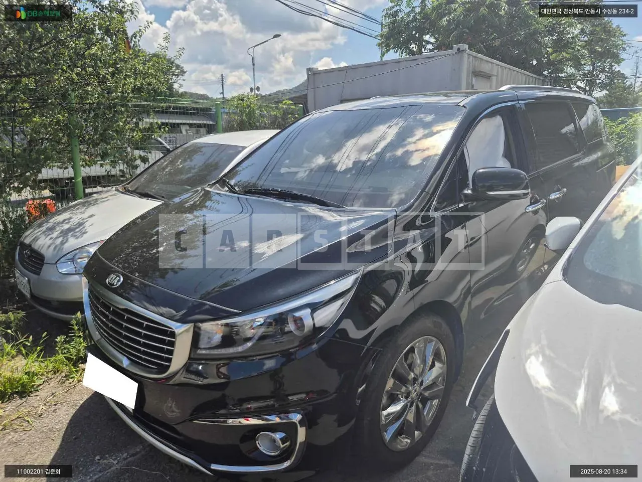 Photo 2 of 13: 2018 Kia Carnival Diesel (9 Seater), VIN KNAME81ABJS430150 — Korean insurance auction