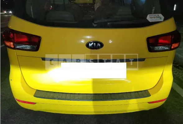 Photo 2 of 5: 2018 Kia Carnival, VIN KNHMF37ABJS400533 — Korean insurance auction