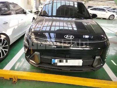 Photo 1 of 13: 2023 Hyundai Kona Gasoline — Korean insurance auction
