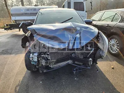 Photo 1 of 8: 2018 Hyundai Tucson, VIN KMHJ2815GJU613845 — Korean insurance auction