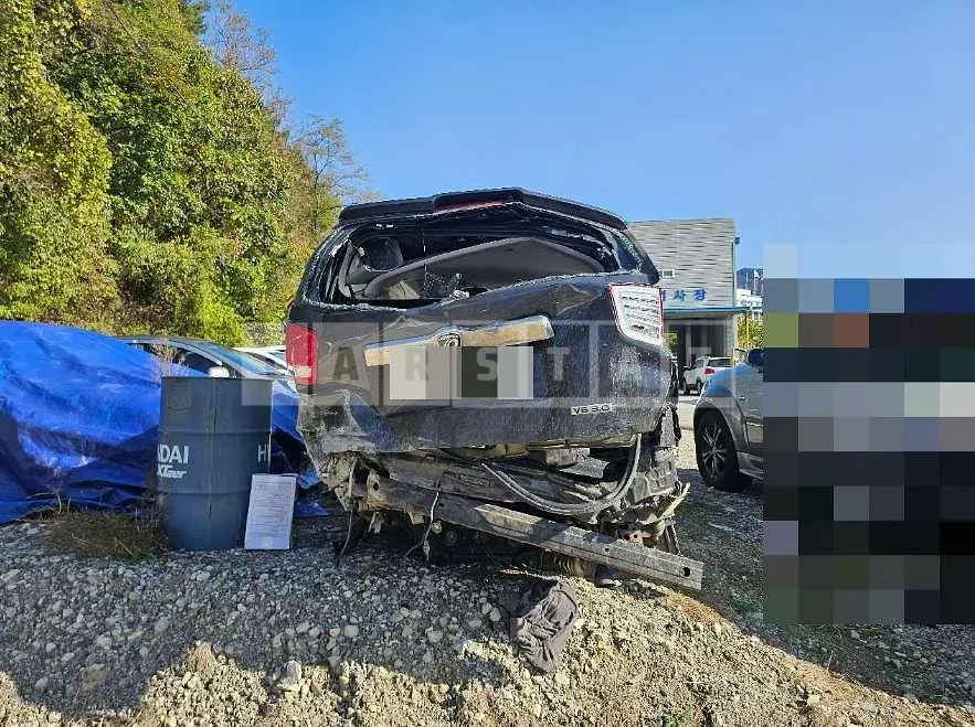 Photo 2 of 8: 2017 Kia Mojave 4WD — Korean insurance auction