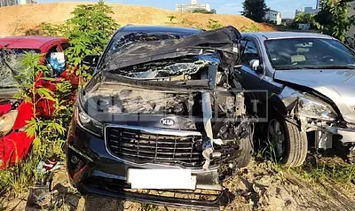 Photo 1 of 38: 2020 Kia Carnival, VIN KNAMB81ABLS661485 — Korean insurance auction