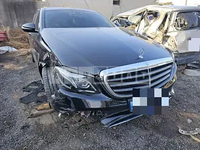 Photo 1 of 11: 2016 Mercedes-Benz E300 4Matic, VIN WDDZF4KB8HA144810 — Korean insurance auction