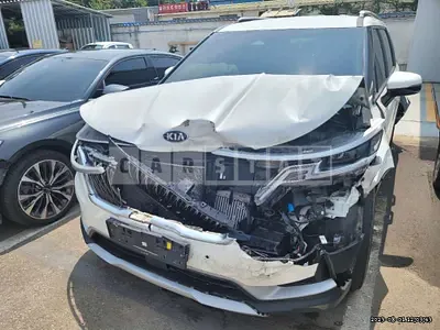 Photo 1 of 12: 2021 Kia Carnival, VIN KNANB81BBMS108922 — Korean insurance auction