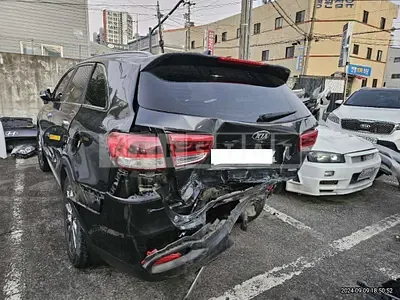 Photo 1 of 36: 2017 Kia Sorento — Korean insurance auction