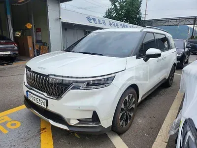 Photo 1 of 15: 2023 Kia Carnival, VIN KNANC81BBPS248505 — Korean insurance auction