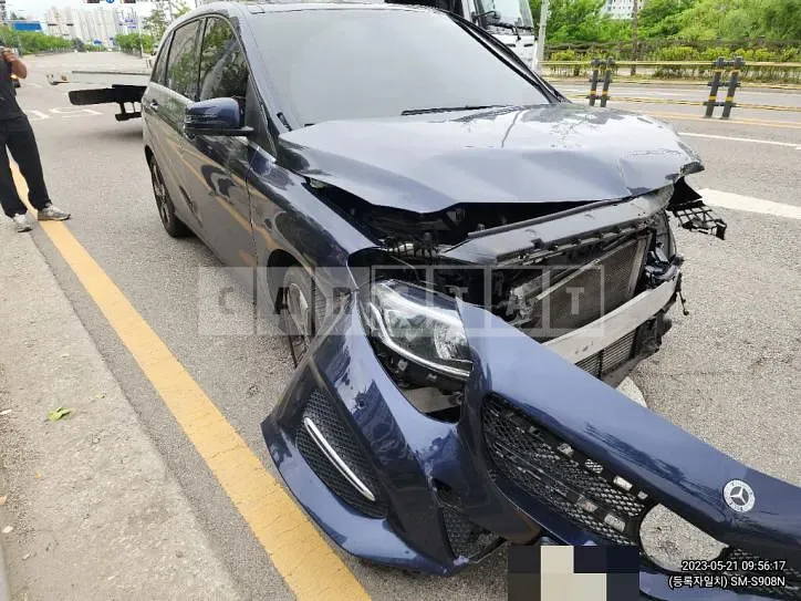 Photo 2 of 14: 2018 Mercedes-Benz B220, VIN WDDMH4FB4JN231407 — Korean insurance auction