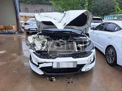 Photo 1 of 42: 2020 Kia K5, VIN KNAG141ABLA032493 — Korean insurance auction