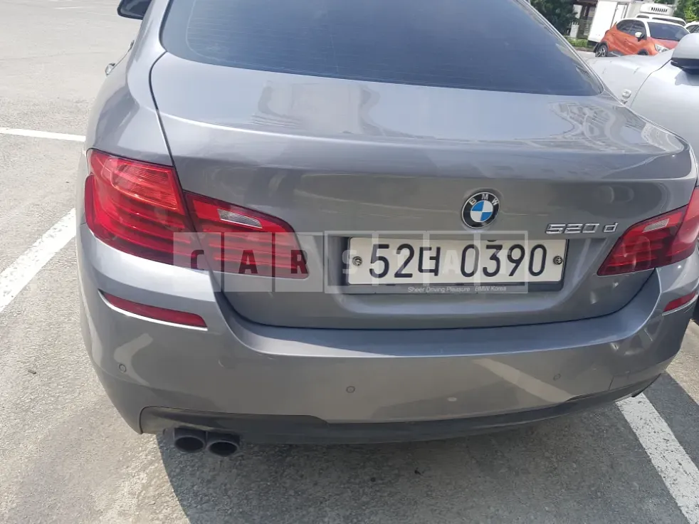 Photo 2 of 4: 2016 BMW 520d — Korean insurance auction