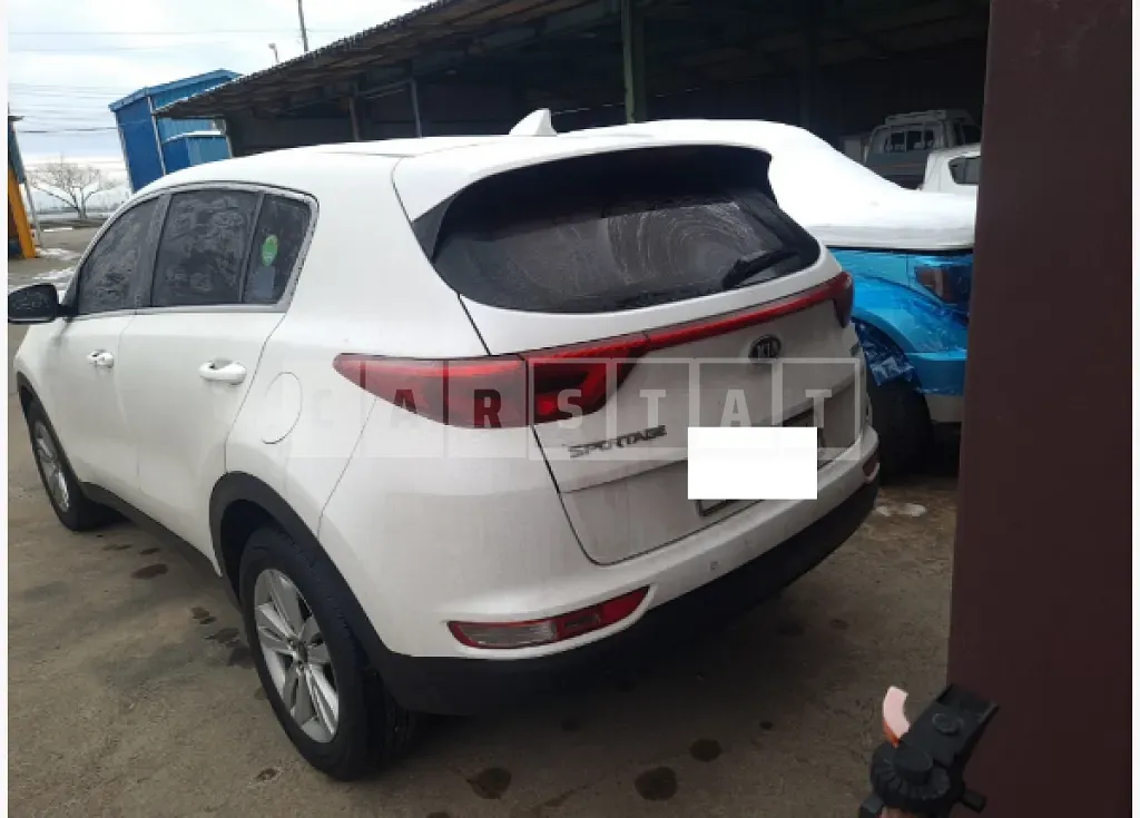 Photo 2 of 8: 2017 Kia Sportage — Korean insurance auction